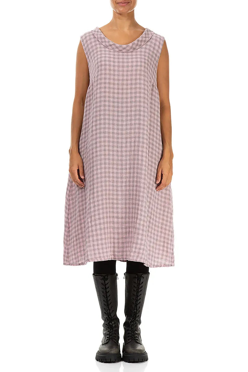 Robe midi en lin rose à carreaux et col bénitier