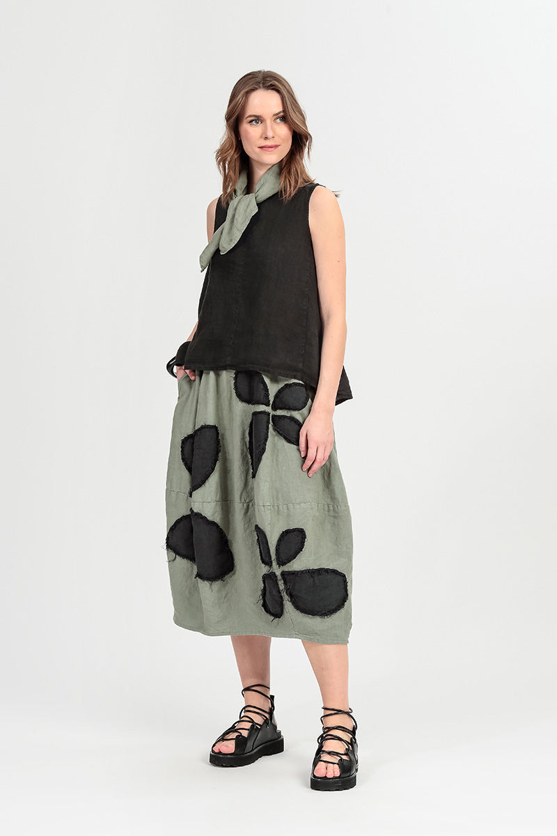 Sleeveless Flared Black Linen Top 6