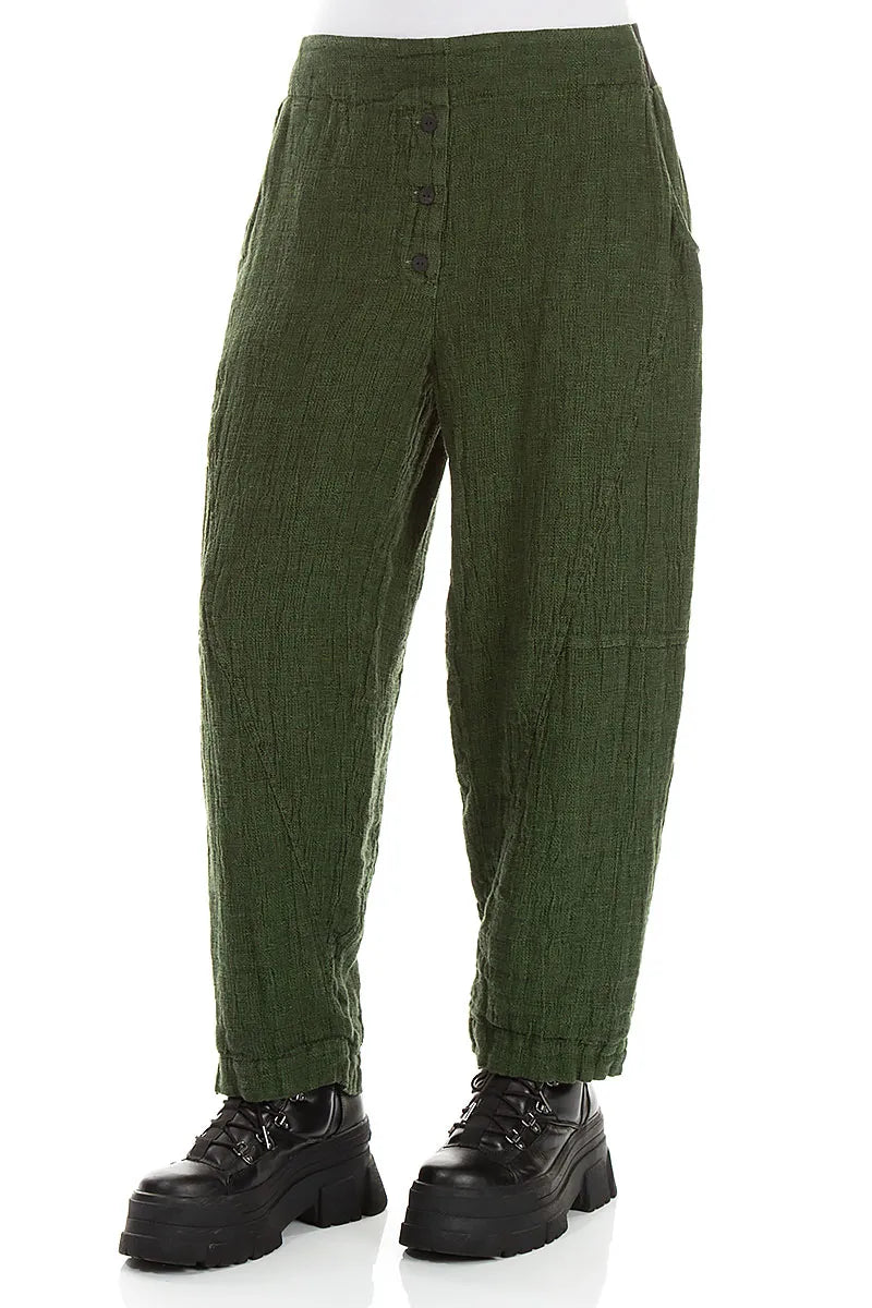 Leinenhose aus kleeblattgrünem Mélange mit Knopfleiste vorne