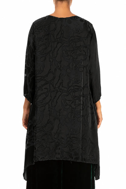 Tunique en Soie noire à motifs floraux et côtés plus longs