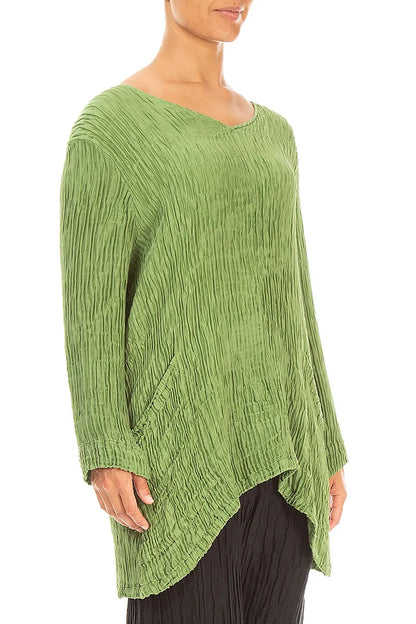 Kleeblattgrüne Plissé-Seidenbluse mit Seitentaschen